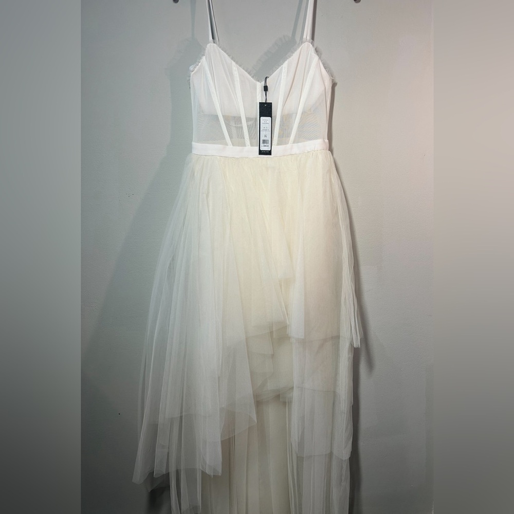 BCBGMAXAZRIA Tulle Gown Size 6 Color Gardenia - Picture 8 of 10